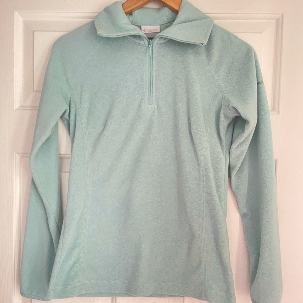 Columbia soft pull over (xs)